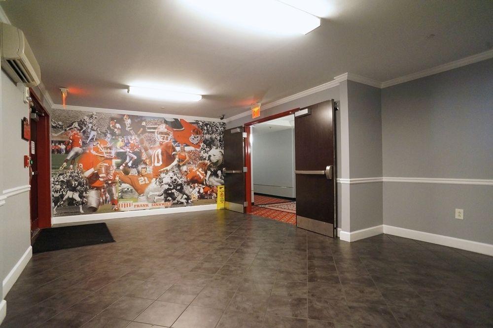 Georgia Gameday Center Hotel Athens Bagian luar foto