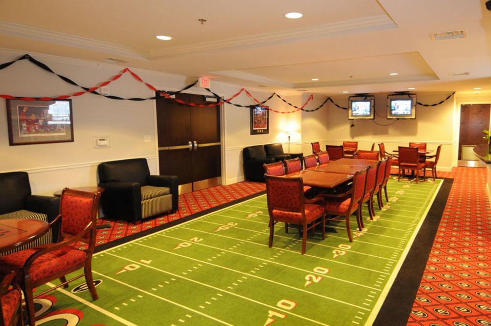 Georgia Gameday Center Hotel Athens Bagian luar foto
