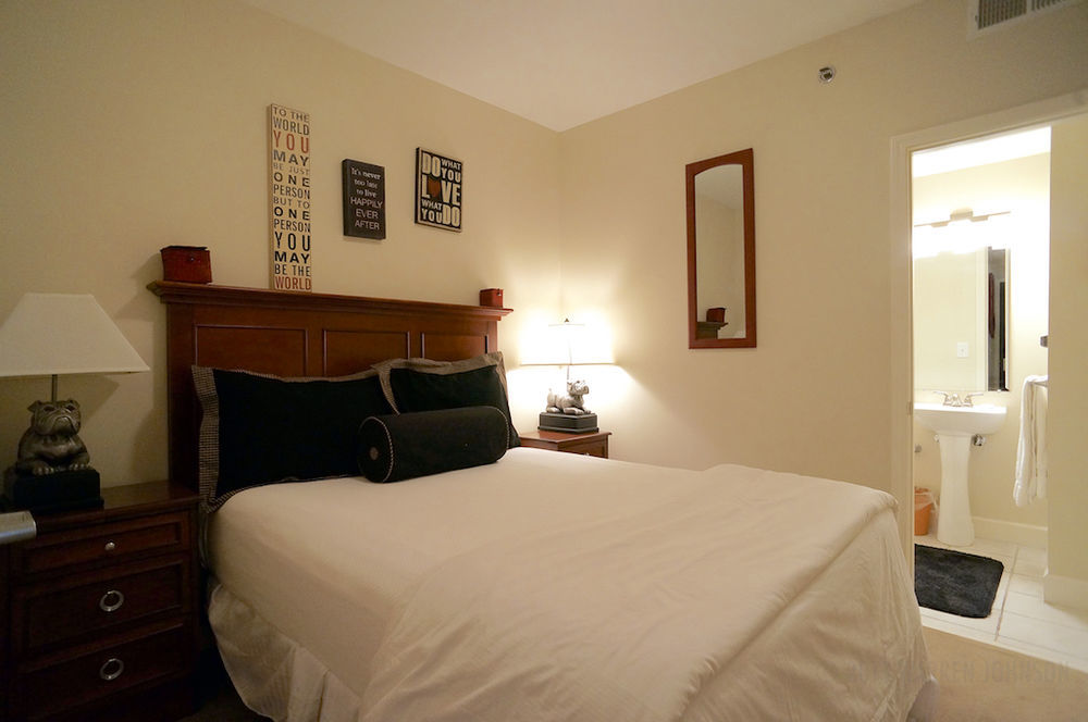 Georgia Gameday Center Hotel Athens Bagian luar foto