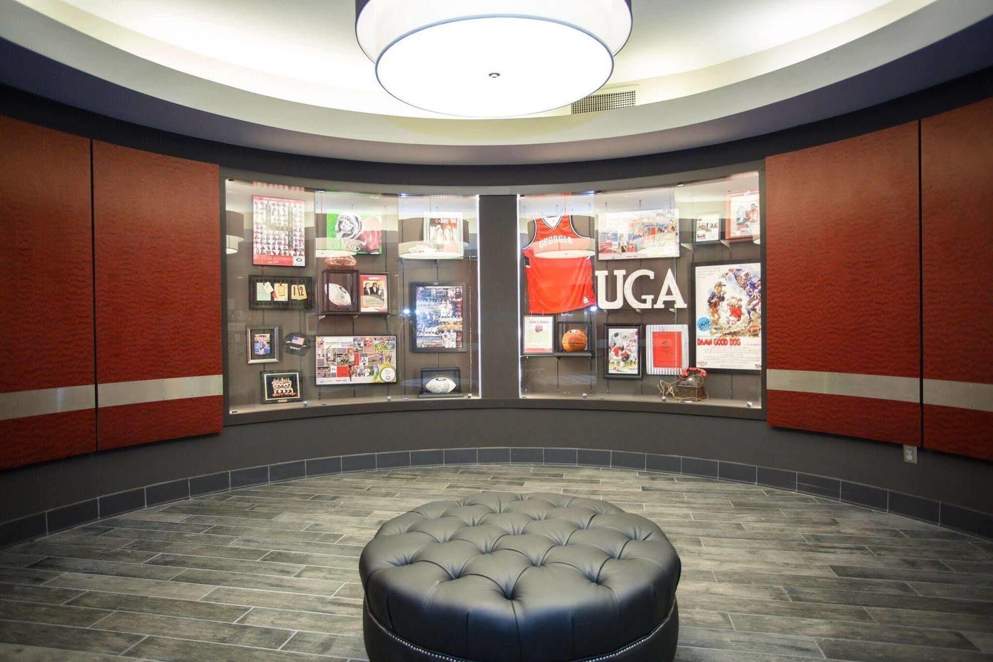 Georgia Gameday Center Hotel Athens Bagian luar foto